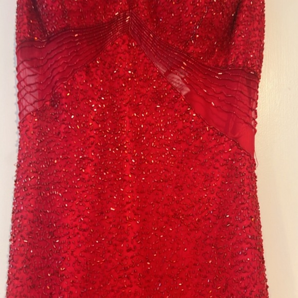 Stunning scala silk beaded gown - Picture 15 of 16